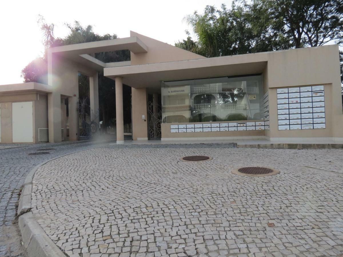 Apartamento Em Quinta Da Barracuda Albufeira Esterno foto